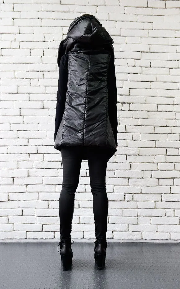 Black Sleeveless Coat