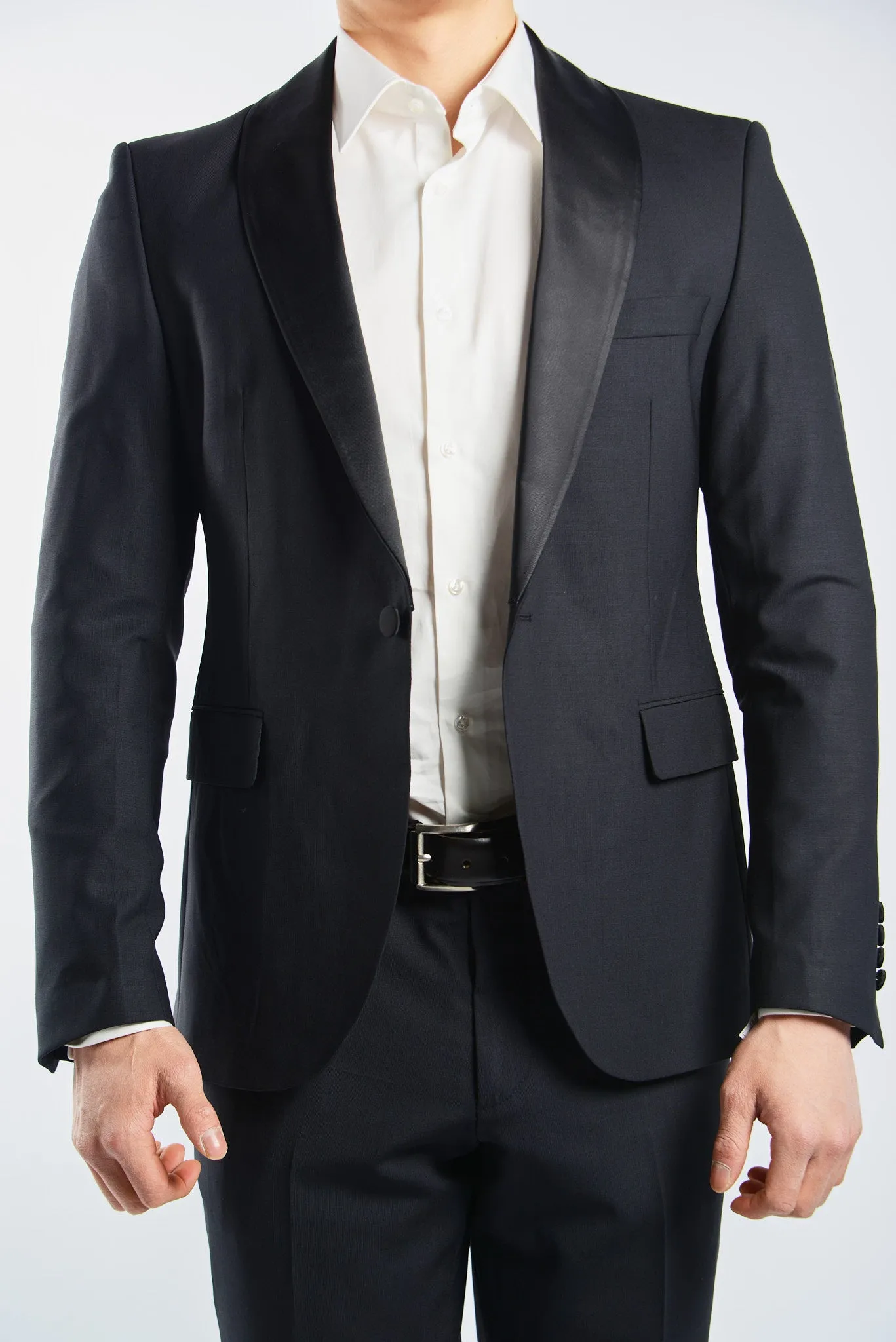 Euro Solid Tuxedo Blazer