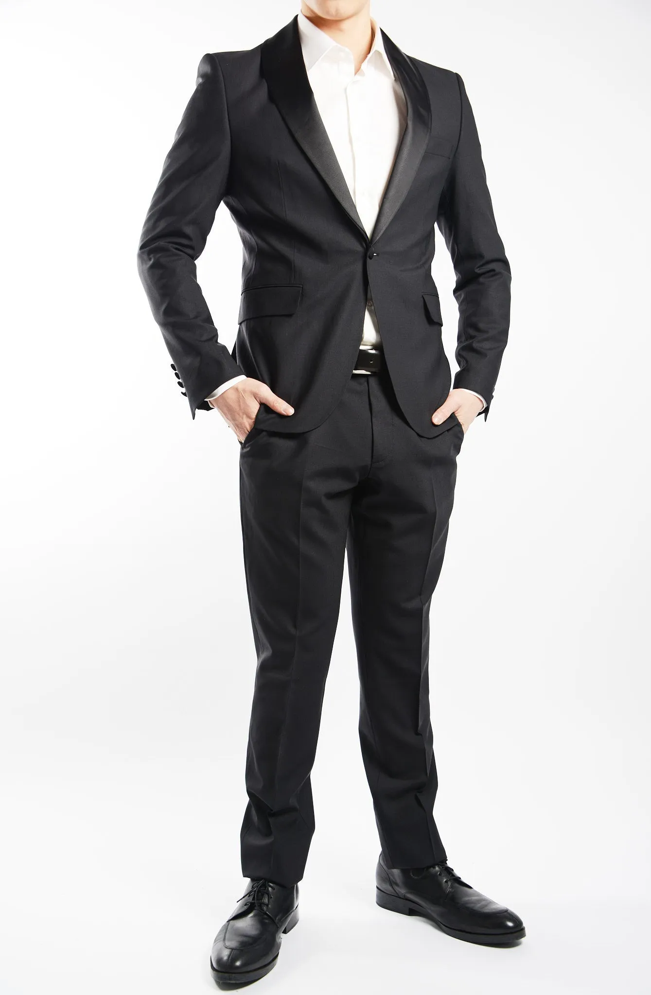 Euro Solid Tuxedo Blazer