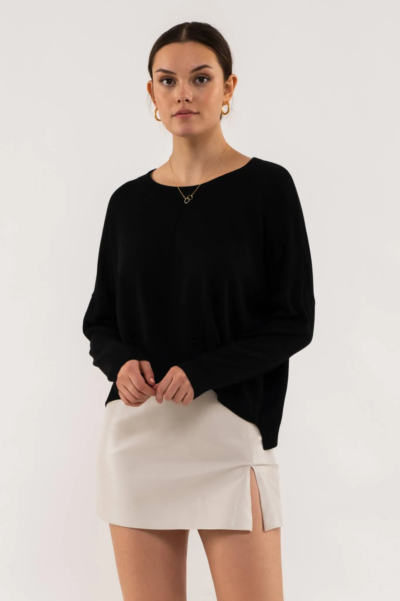 EXTENDED SHOULDER SWEATER