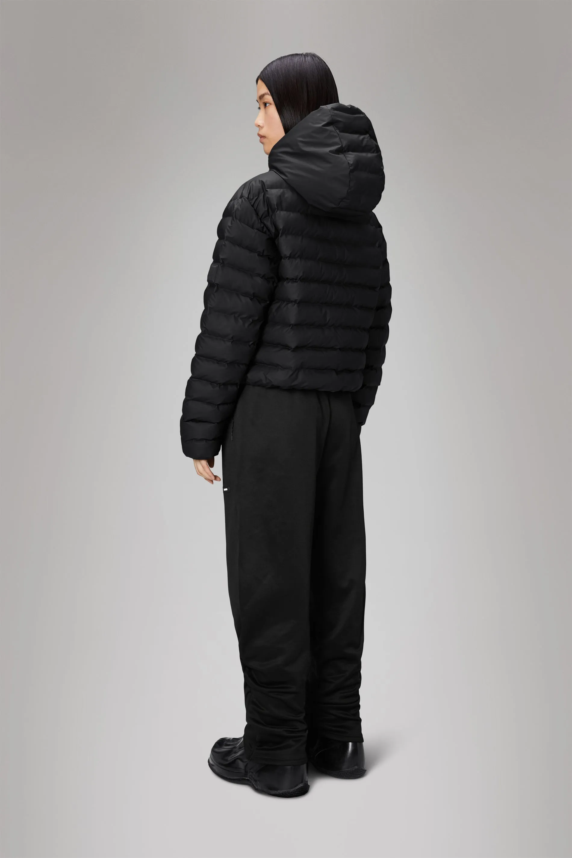 Stylish Lohja Short Puffer Jacket with Quilted Design