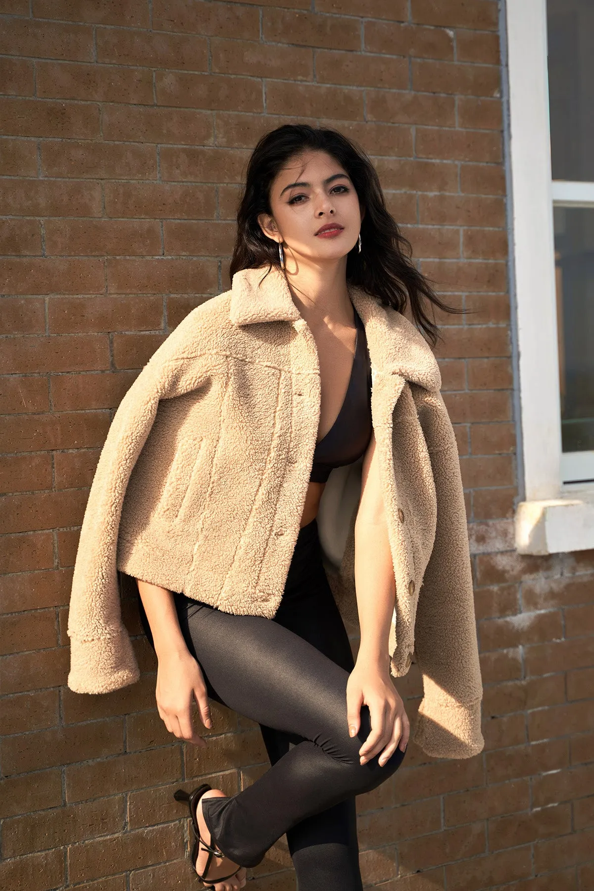 Loose-fitting Long-Sleeve Sherpa Coat