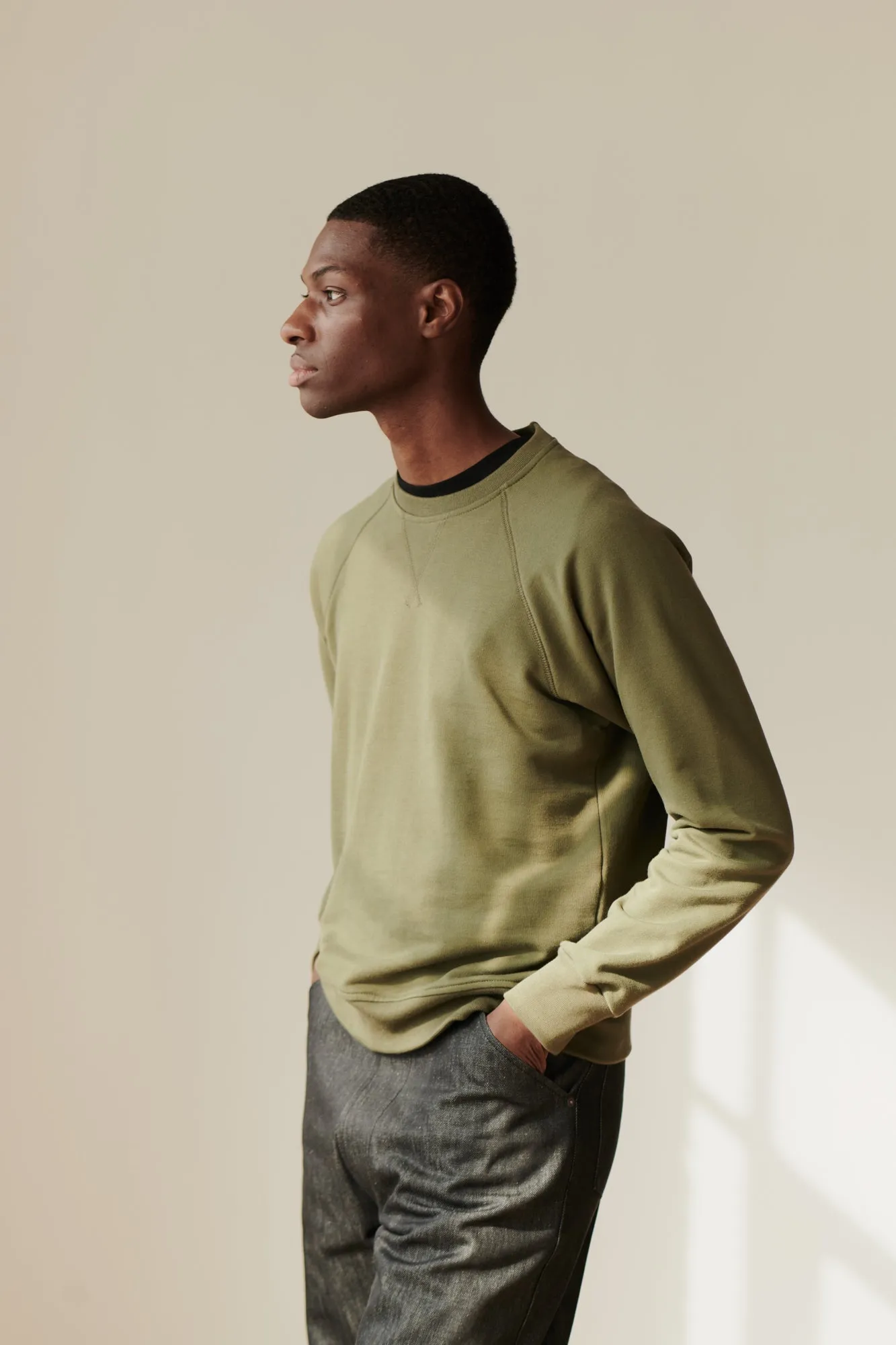 Men's Raglan Sweatshirt - Olive