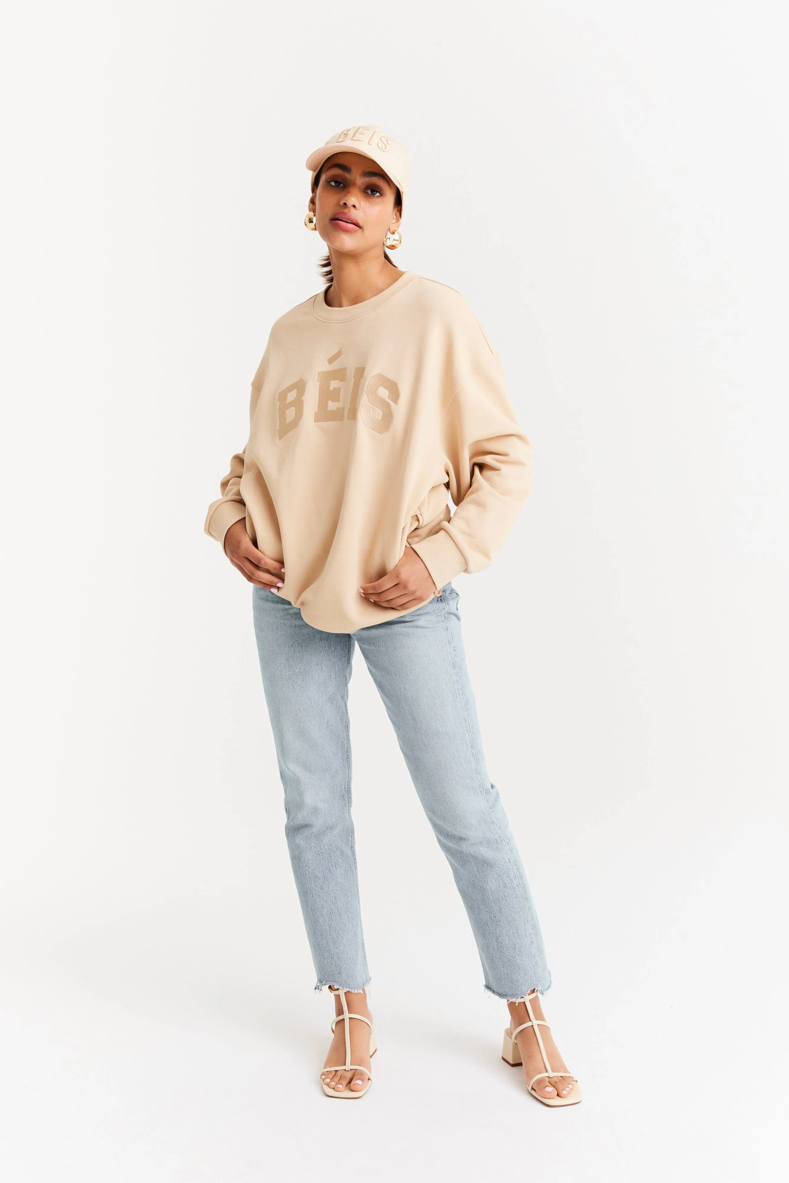 The Sweatshirt in Beige