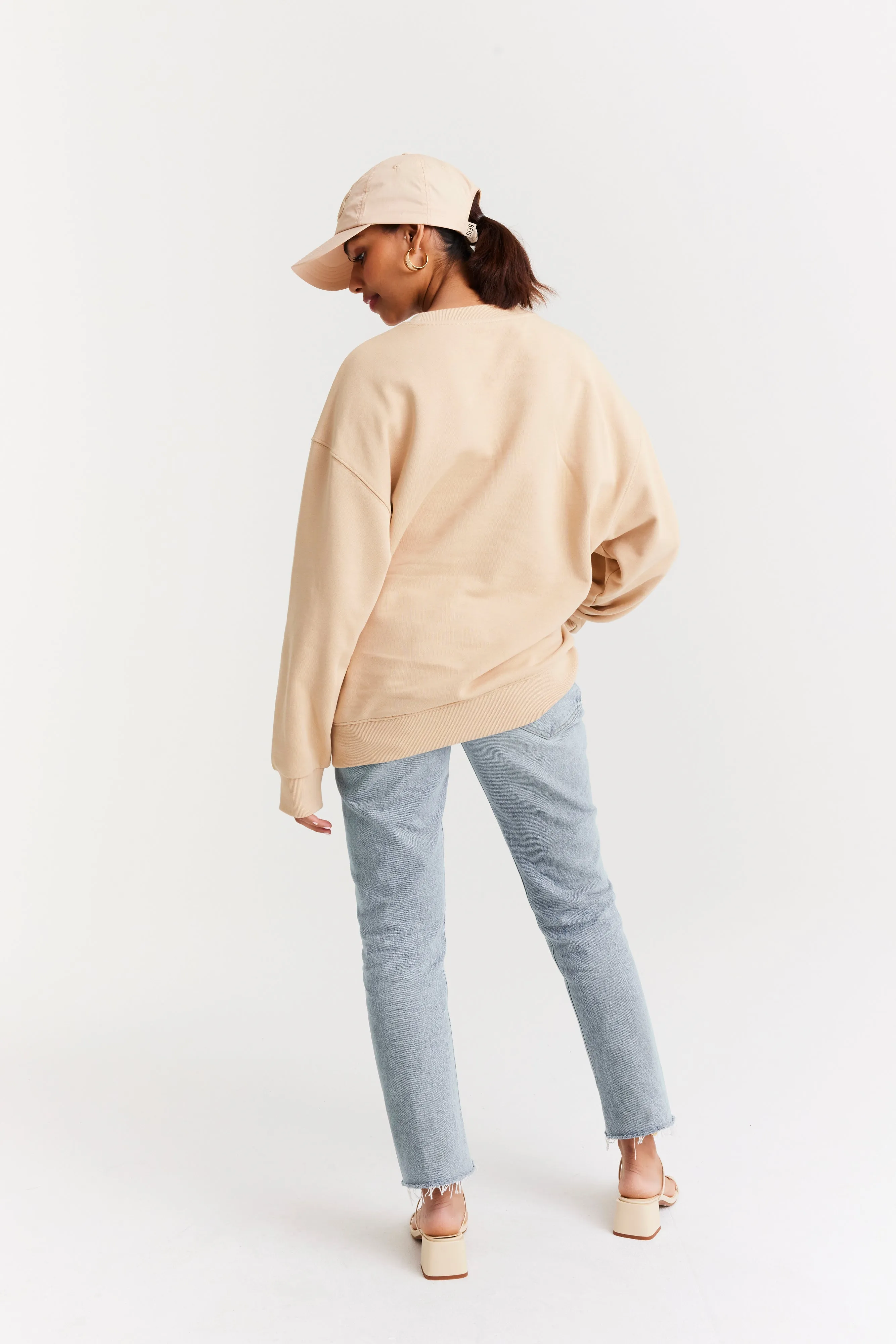 The Sweatshirt in Beige