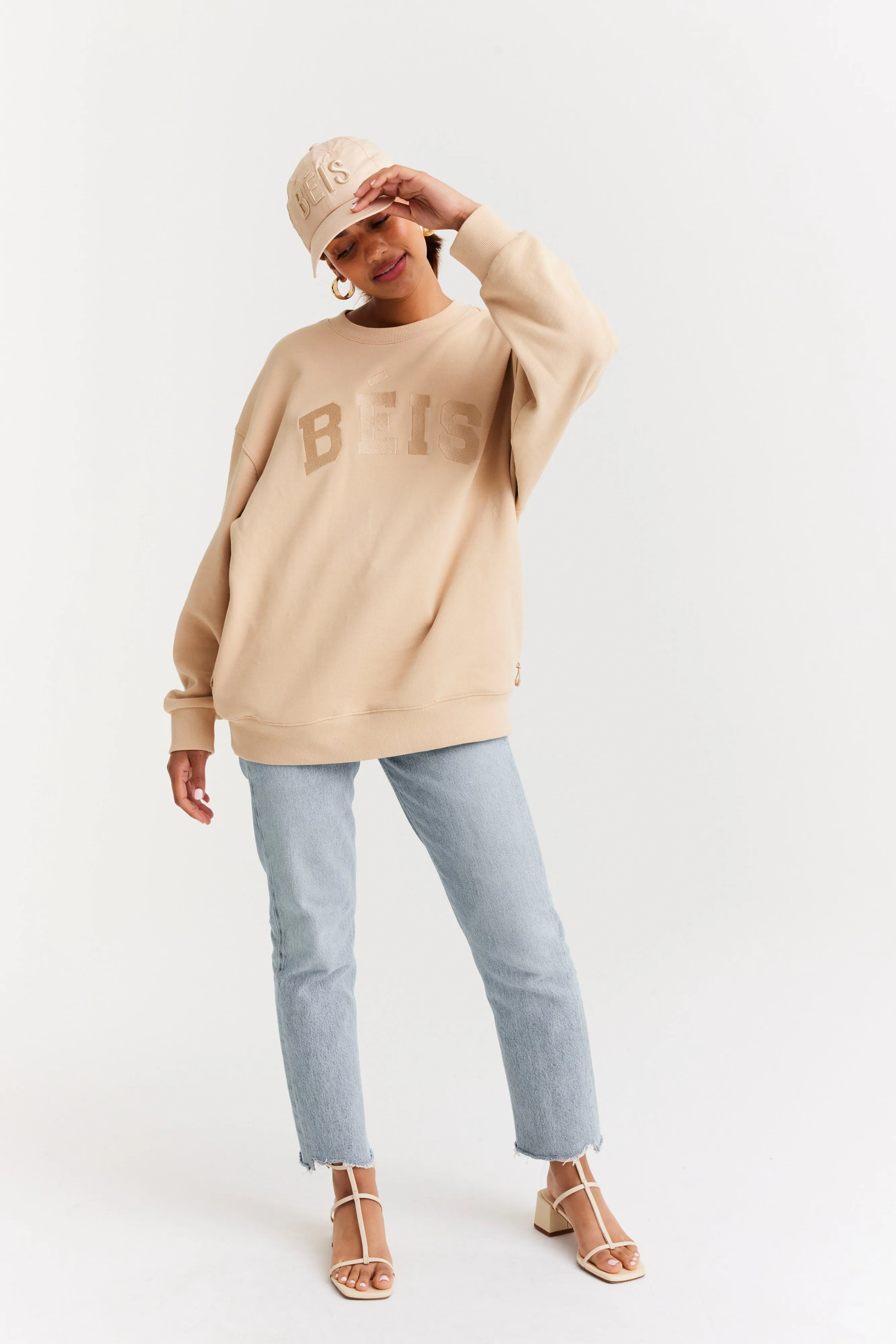 The Sweatshirt in Beige