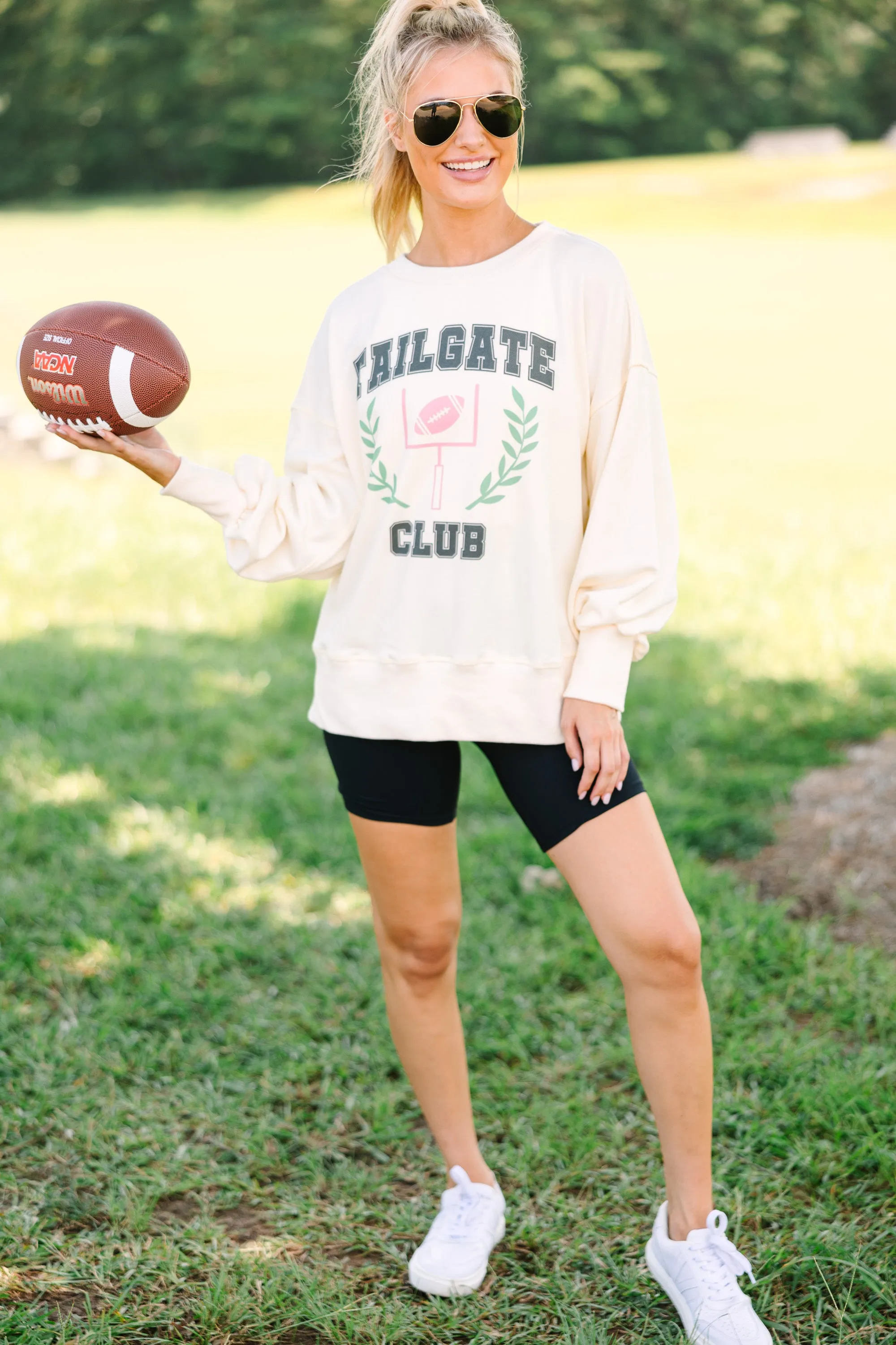 The Tailgate Club Cream Pullover